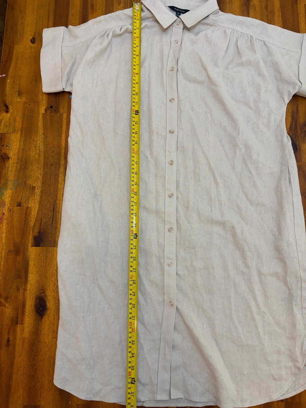 Pre owned. No visible stains or holes. Measurements in pics. - Picture 5 of 5